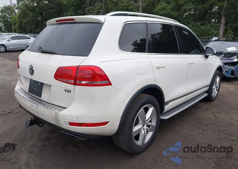 2012 Volkswagen Touareg Tdi Executive/Tdi Lux/Tdi Sport from USA, damaged, VIN WVGFK9BP2CD005065